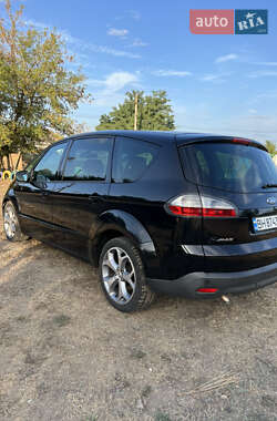 Минивэн Ford S-Max 2006 в 
