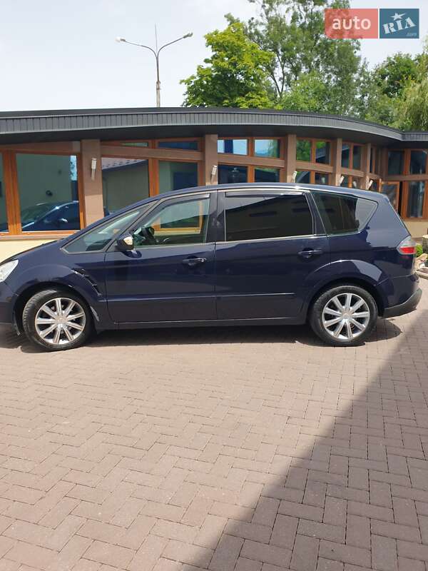 Минивэн Ford S-Max 2006 в Виноградове