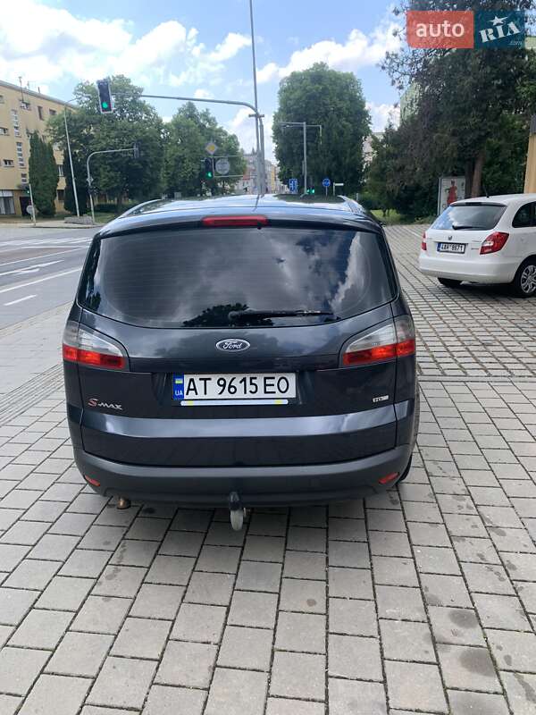 Минивэн Ford S-Max 2008 в Калуше