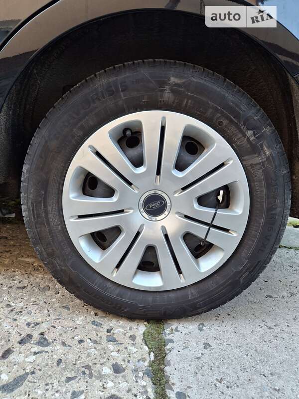 Мінівен Ford S-Max 2009 в Тернополі