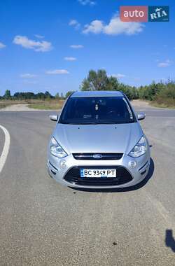 Ford S-Max 2012