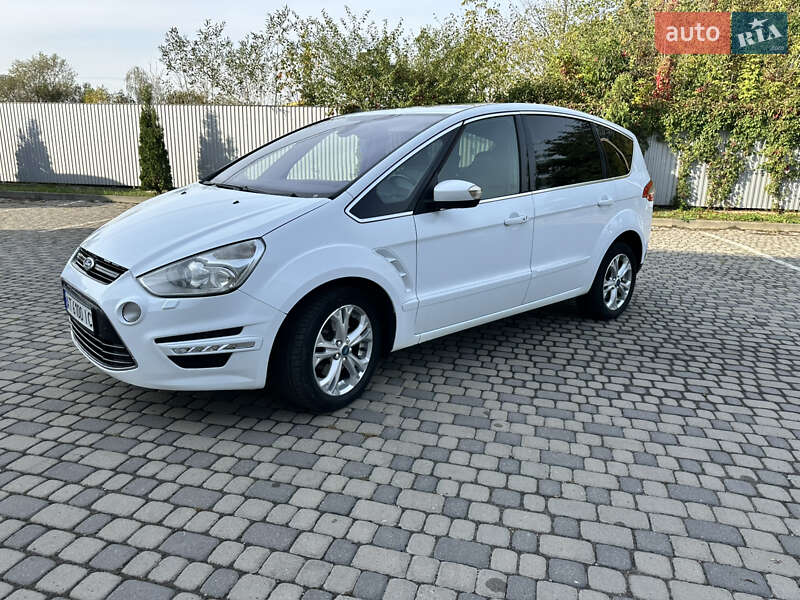Минивэн Ford S-Max 2010 в 