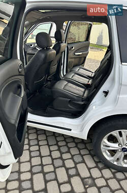 Минивэн Ford S-Max 2010 в 