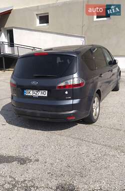 Ford S-Max 2009