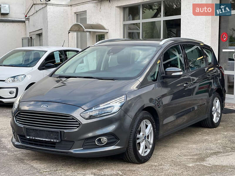 Минивэн Ford S-Max 2019 в Черновцах