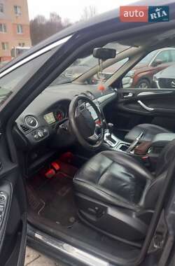 Мінівен Ford S-Max 2010 в 