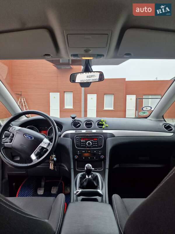 Минивэн Ford S-Max 2013 в Сумах