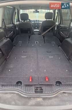 Минивэн Ford S-Max 2013 в 
