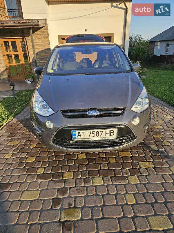 Мінівен Ford S-Max 2013 в Снятині