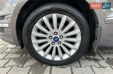 Минивэн Ford S-Max 2011 в 
