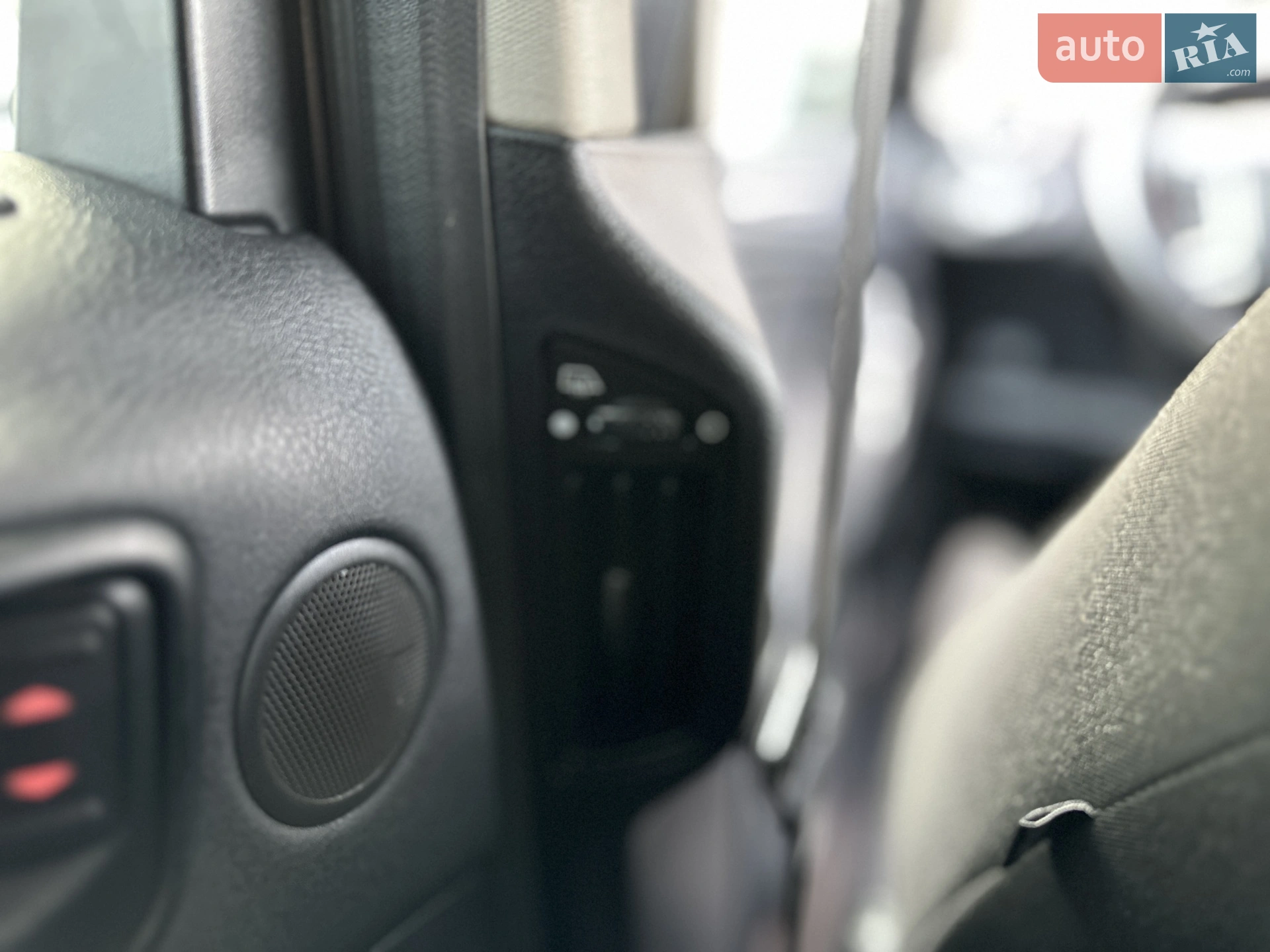 2011 Ford S-MAX - мініатюра 27