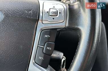 Минивэн Ford S-Max 2011 в 