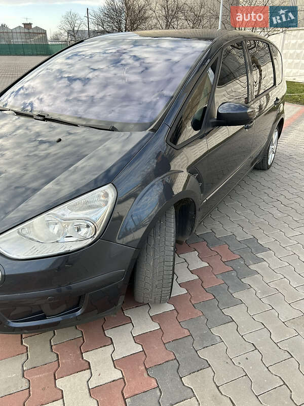 Минивэн Ford S-Max 2007 в Теофиполе