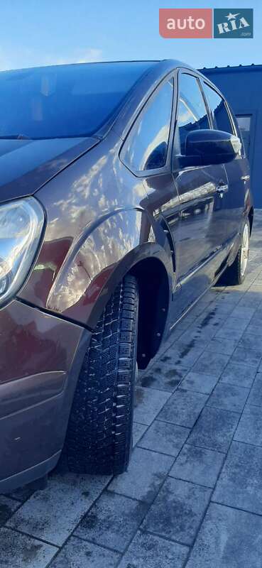 Мінівен Ford S-Max 2009 в Луцьку