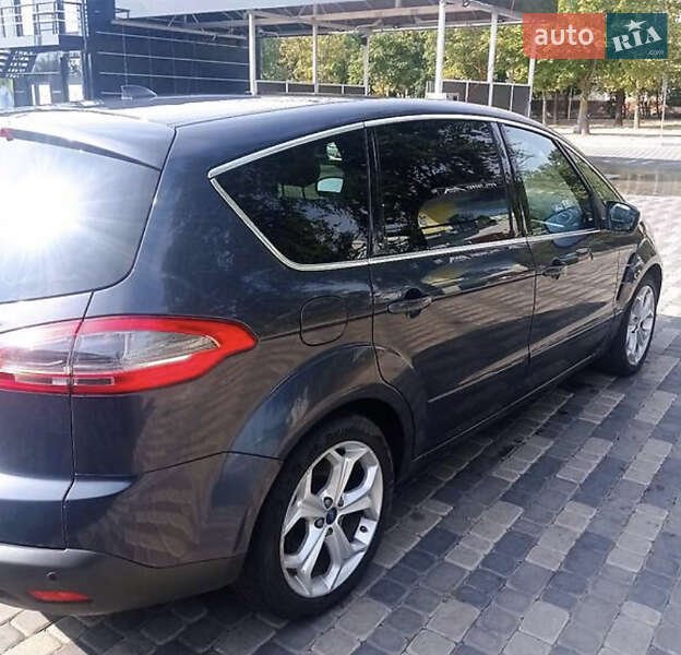 Мінівен Ford S-Max 2014 в Южному