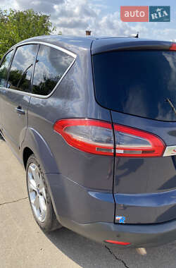 Минивэн Ford S-Max 2014 в 