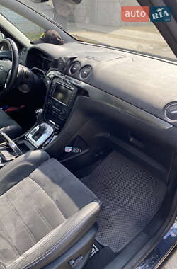 Минивэн Ford S-Max 2014 в 