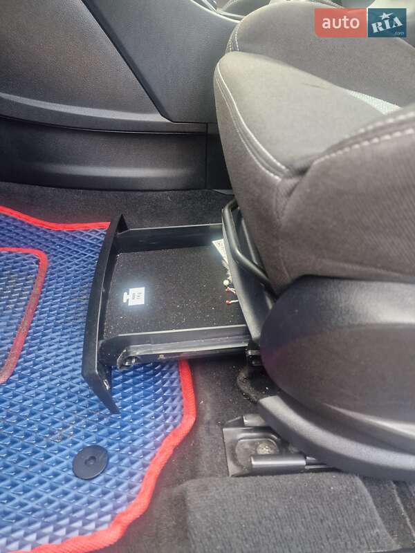 Минивэн Ford S-Max 2013 в Сумах фото 24 Минивэн Ford S-Max 2013 в Сумах