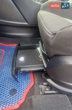Минивэн Ford S-Max 2013 в 