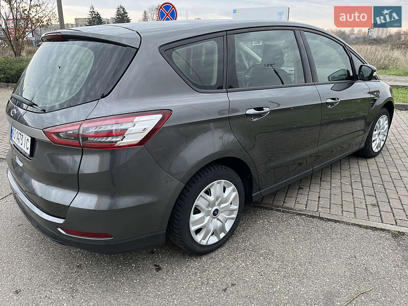 Минивэн Ford S-Max 2016 в Виноградове
