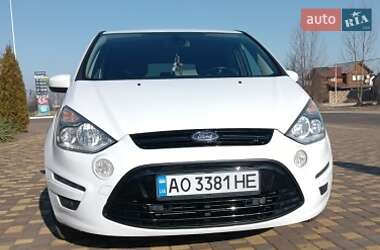 Минивэн Ford S-Max 2012 в 