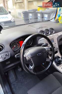 Мінівен Ford S-Max 2009 в 