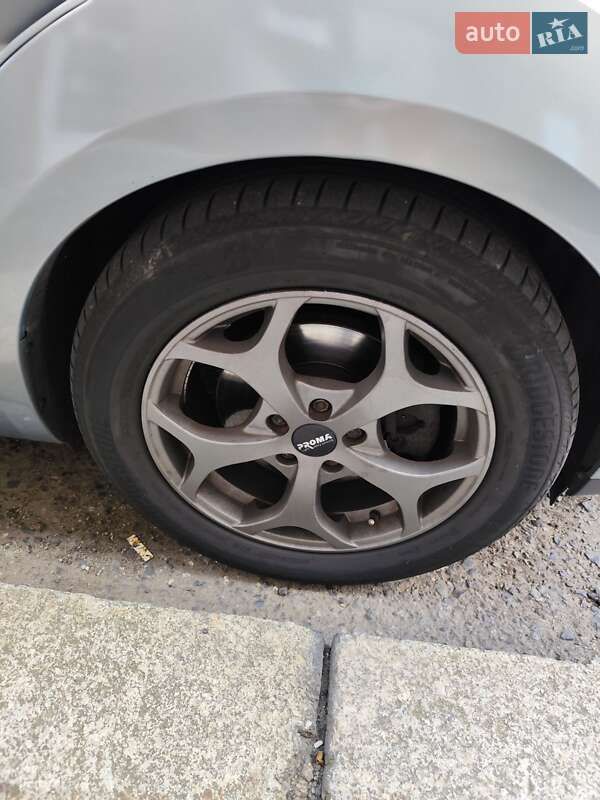 Минивэн Ford S-Max 2009 в Сумах