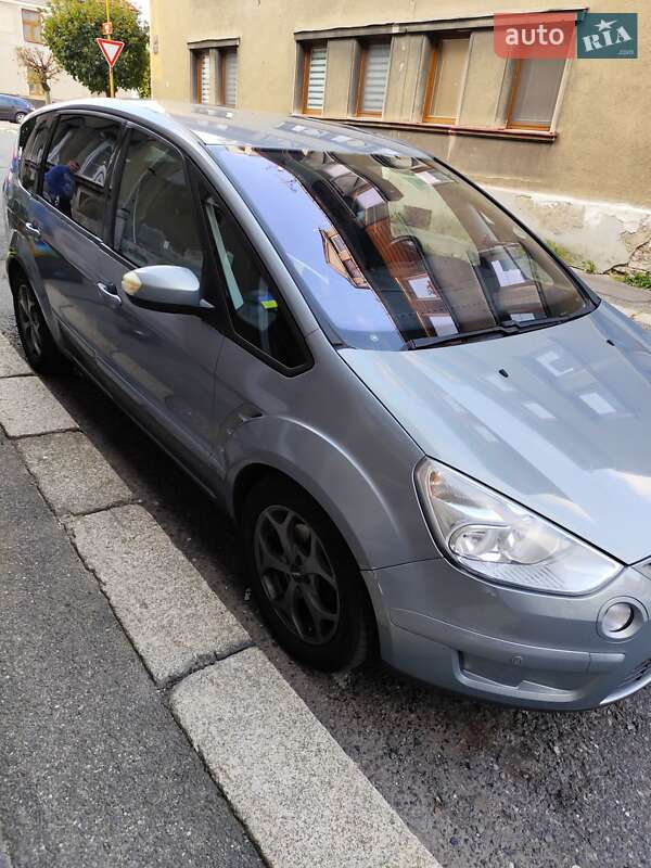 Минивэн Ford S-Max 2009 в Сумах