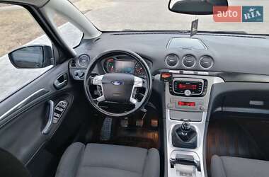Минивэн Ford S-Max 2010 в 