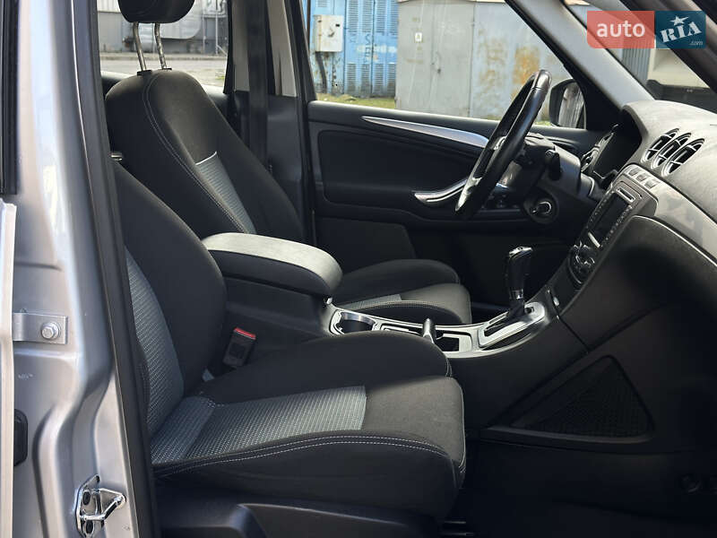 Мінівен Ford S-Max 2013 в Львові