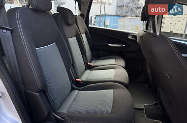 Мінівен Ford S-Max 2013 в 