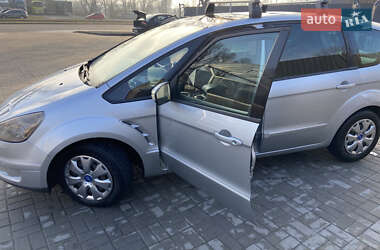 Минивэн Ford S-Max 2006 в 