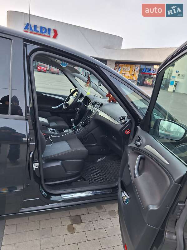 Минивэн Ford S-Max 2013 в Хмельницком