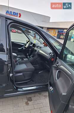 Минивэн Ford S-Max 2013 в 