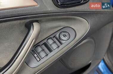 Минивэн Ford S-Max 2006 в 
