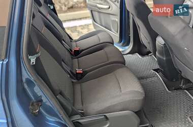 Минивэн Ford S-Max 2006 в 