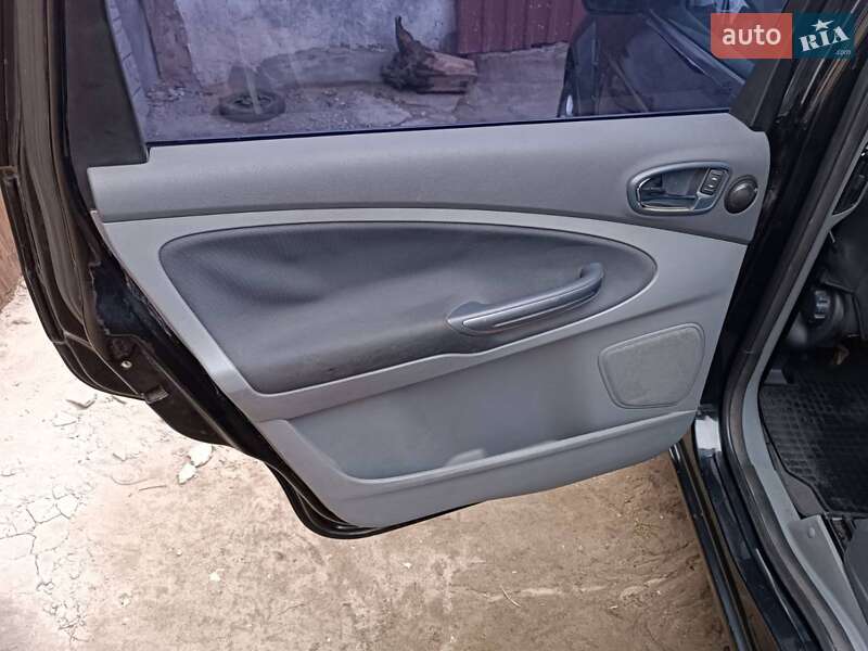 Минивэн Ford S-Max 2007 в Николаеве фото 28 Минивэн Ford S-Max 2007 в Николаеве