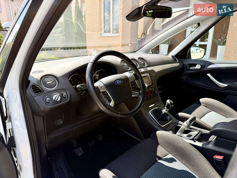 Минивэн Ford S-Max 2013 в Тернополе