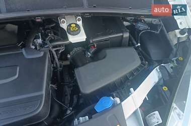 Мінівен Ford S-Max 2013 в 