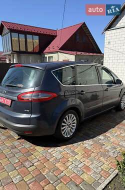 Минивэн Ford S-Max 2010 в 