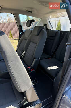 Минивэн Ford S-Max 2010 в 