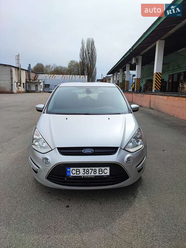 Ford S-Max 2012
