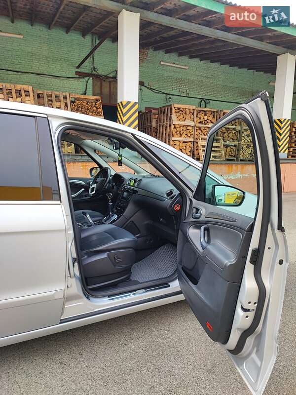 Мінівен Ford S-Max 2012 в Чернігові