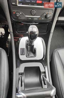 Минивэн Ford S-Max 2012 в 