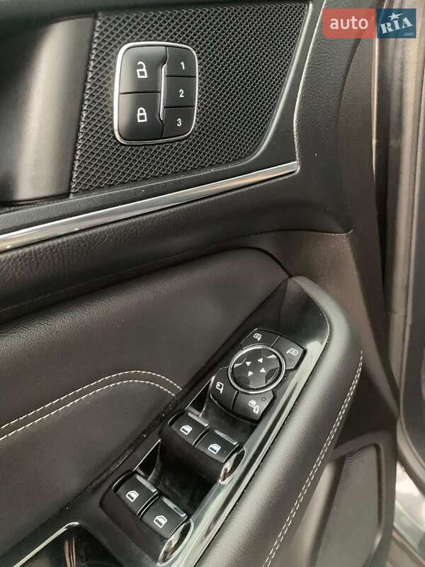 Минивэн Ford S-Max 2016 в Тернополе