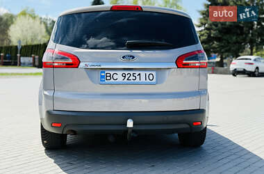 Минивэн Ford S-Max 2011 в 