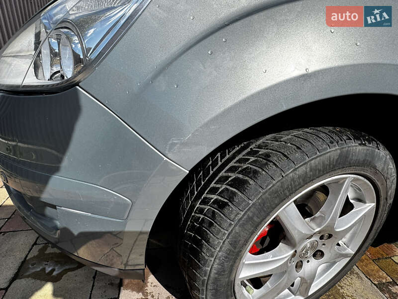 Минивэн Ford S-Max 2009 в Долине