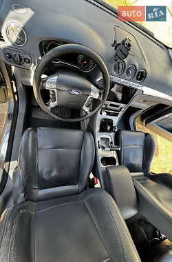 Минивэн Ford S-Max 2009 в 