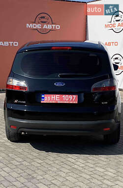 Минивэн Ford S-Max 2009 в 