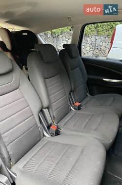 Минивэн Ford S-Max 2011 в 